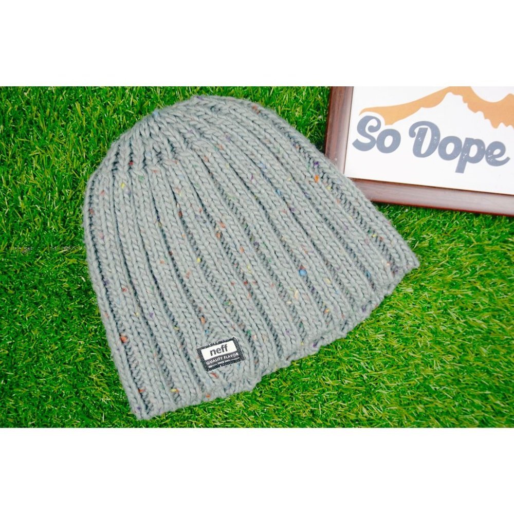Neff 100% Acrylic Sea Foam Benaie - OS